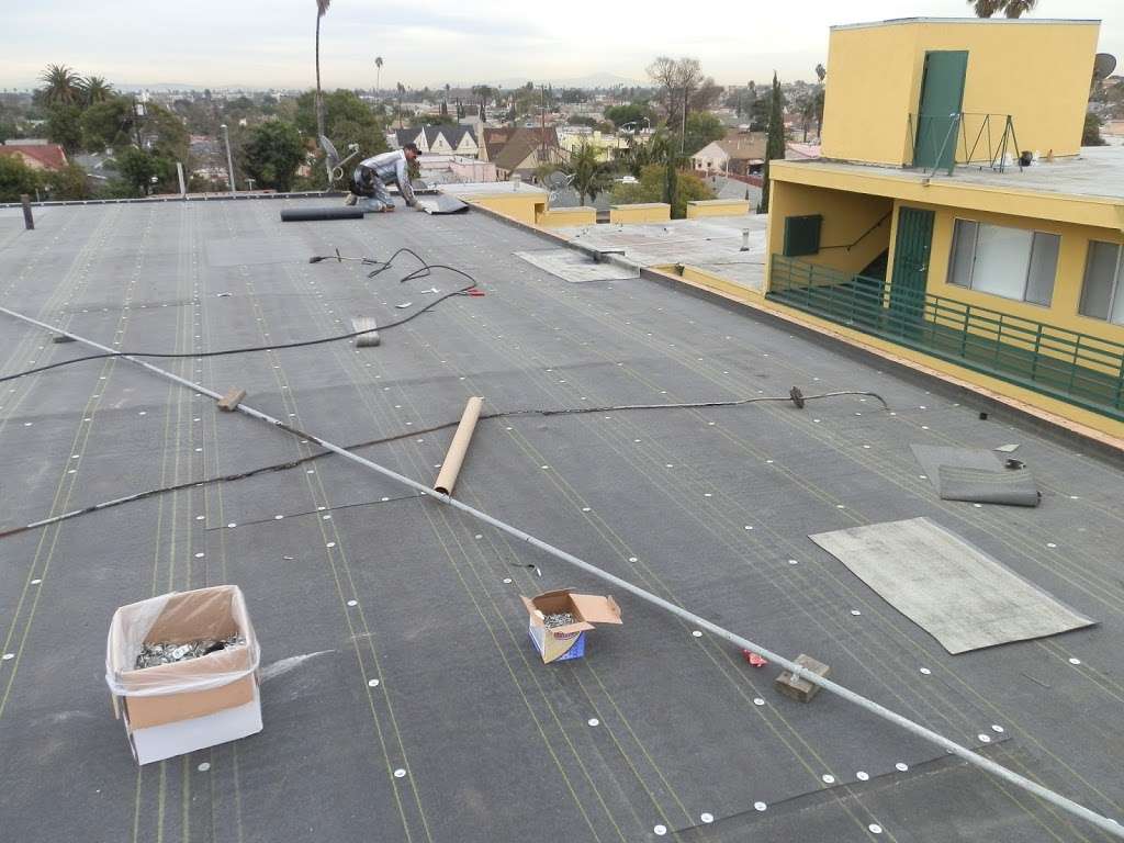JC Roofing Company | 2425 Slauson Ave #107, Huntington Park, CA 90255, USA | Phone: (323) 629-4421