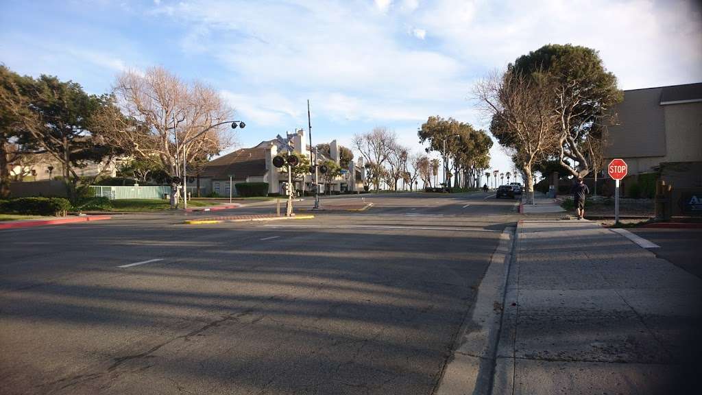 Back to the future III guard rail crossing | S Ventura Rd, Port Hueneme, CA 93041, USA Back to the future III guard rail crossing | S Ventura Rd, Port Hueneme, CA 93041, USA
