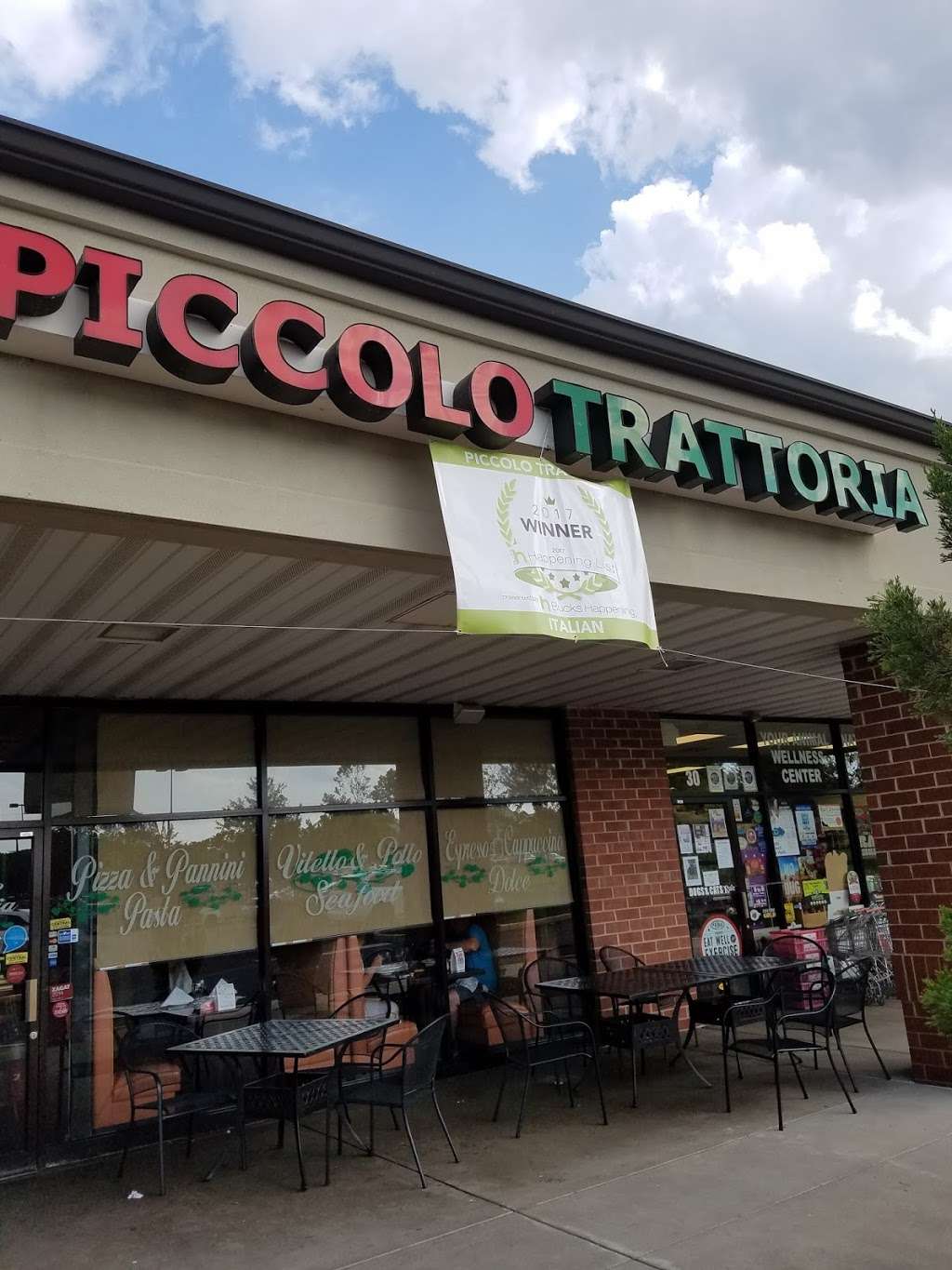 Piccolo Trattoria | 32 W Rd, Newtown, PA 18940, USA | Phone: (215) 860-4247