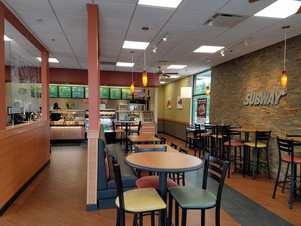 Subway | 5788 Coldwater Rd, Fort Wayne, IN 46825, USA | Phone: (260) 482-8112