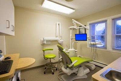 Redstone Dental Center | 70 Main St, Stoneham, MA 02180, USA | Phone: (781) 438-0345