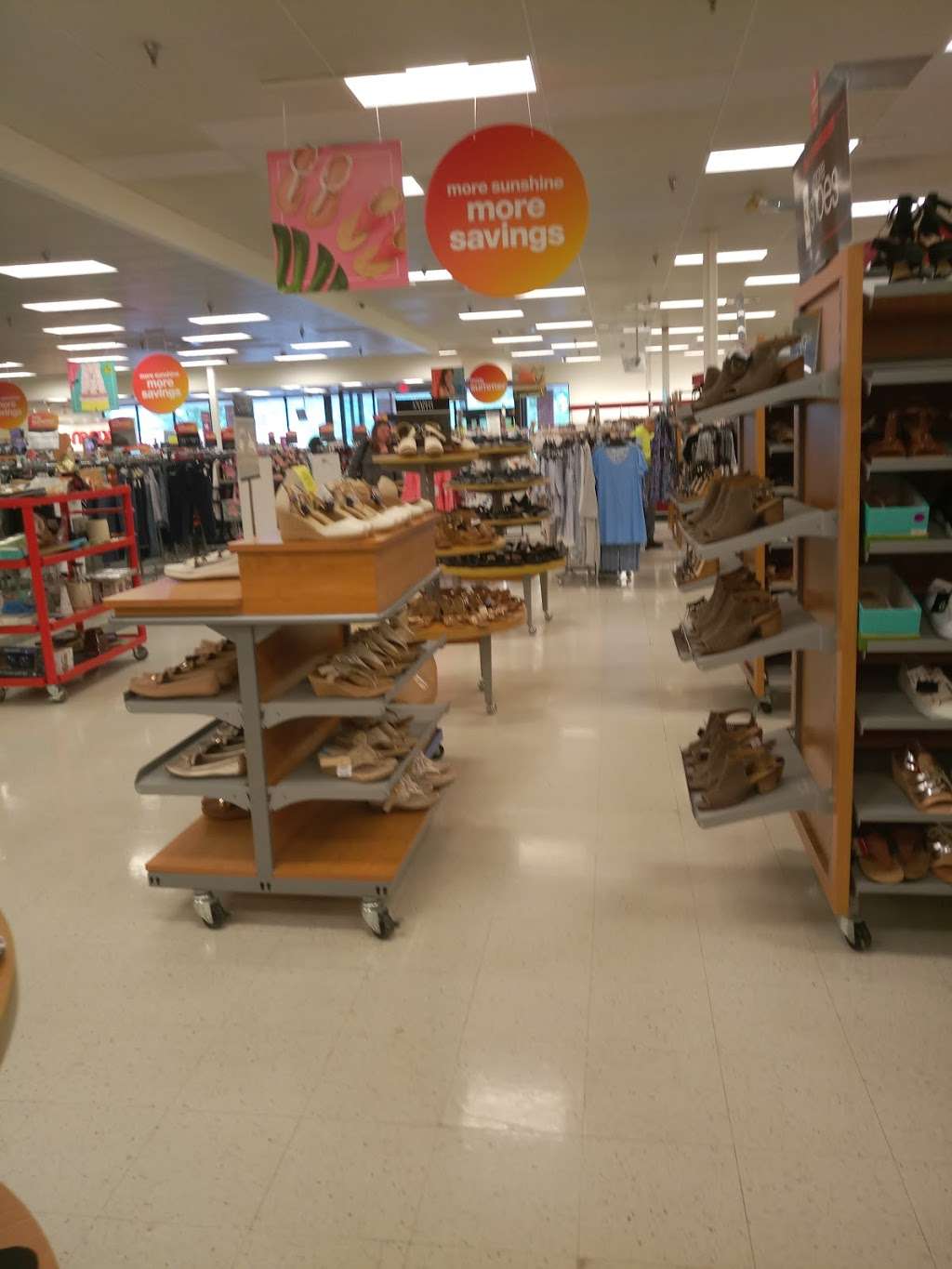 T.J. Maxx | 823 E Baltimore Pike, Kennett Square, PA 19348, USA | Phone: (610) 444-9280