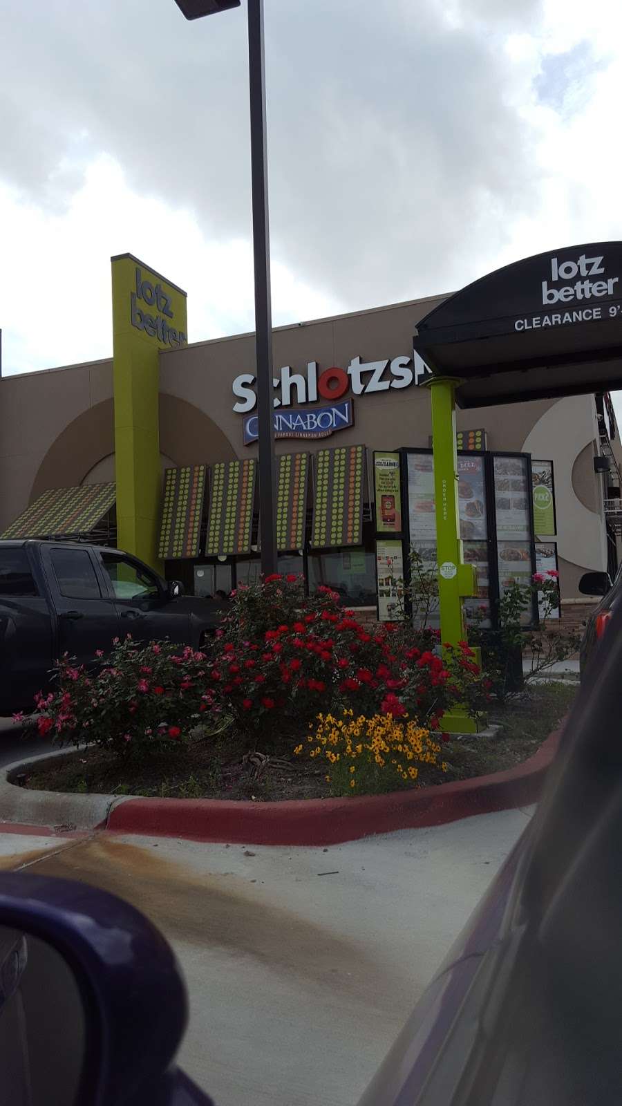 Schlotzskys | 1104 N Sam Houston Pkwy E C, Houston, TX 77032 | Phone: (281) 227-1465