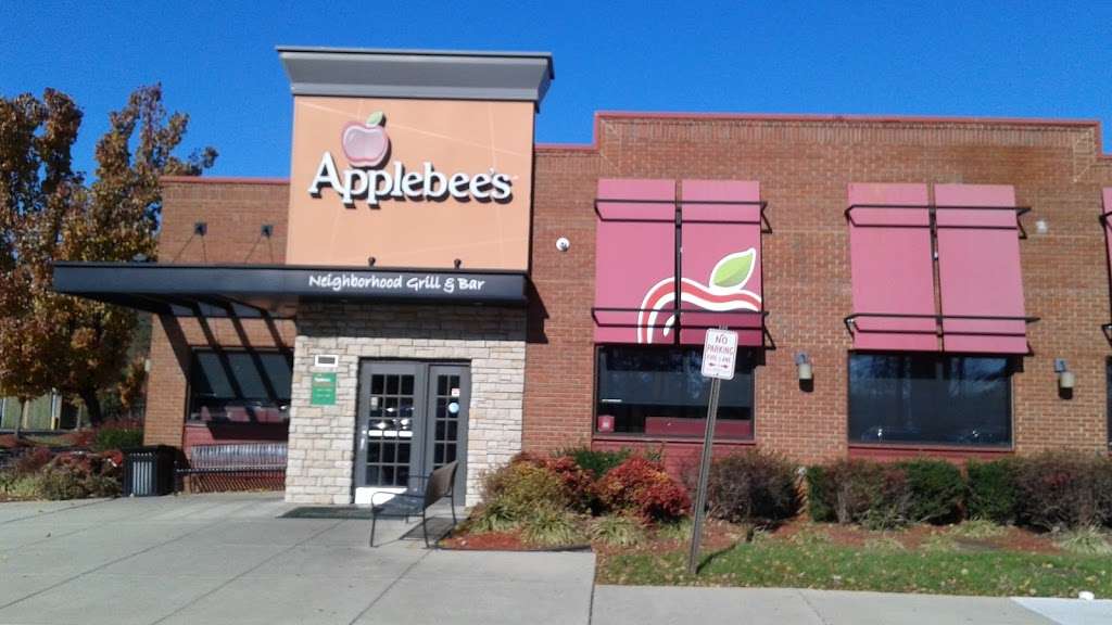 Applebees Grill + Bar | 4100 N W, Crain Hwy, Bowie, MD 20716, USA | Phone: (301) 805-7240