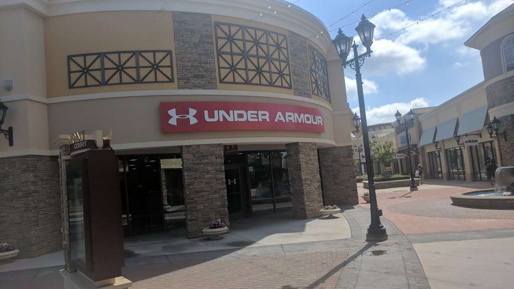 Under Armour Factory House | 5524 New Fashion Way Suite 400, Charlotte, NC 28278, USA | Phone: (704) 594-8862