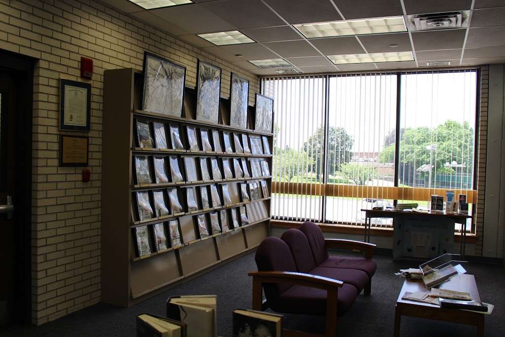 Edison Public Library: Main Branch | 340 Plainfield Ave, Edison, NJ 08817, USA | Phone: (732) 287-2298