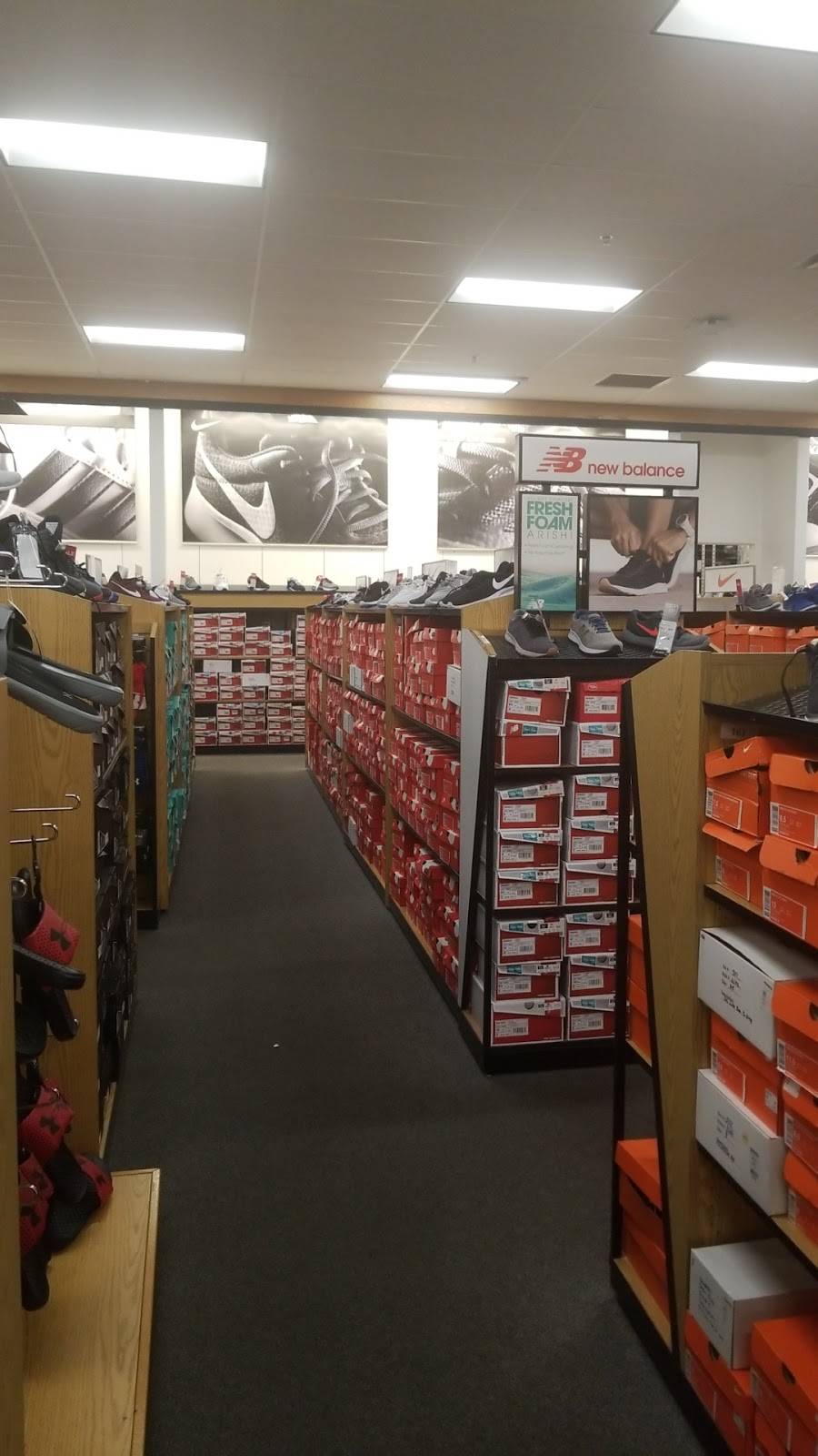 Kohls | 470 Hidden Valley Pkwy, Corona, CA 92879 | Phone: (951) 493-6607