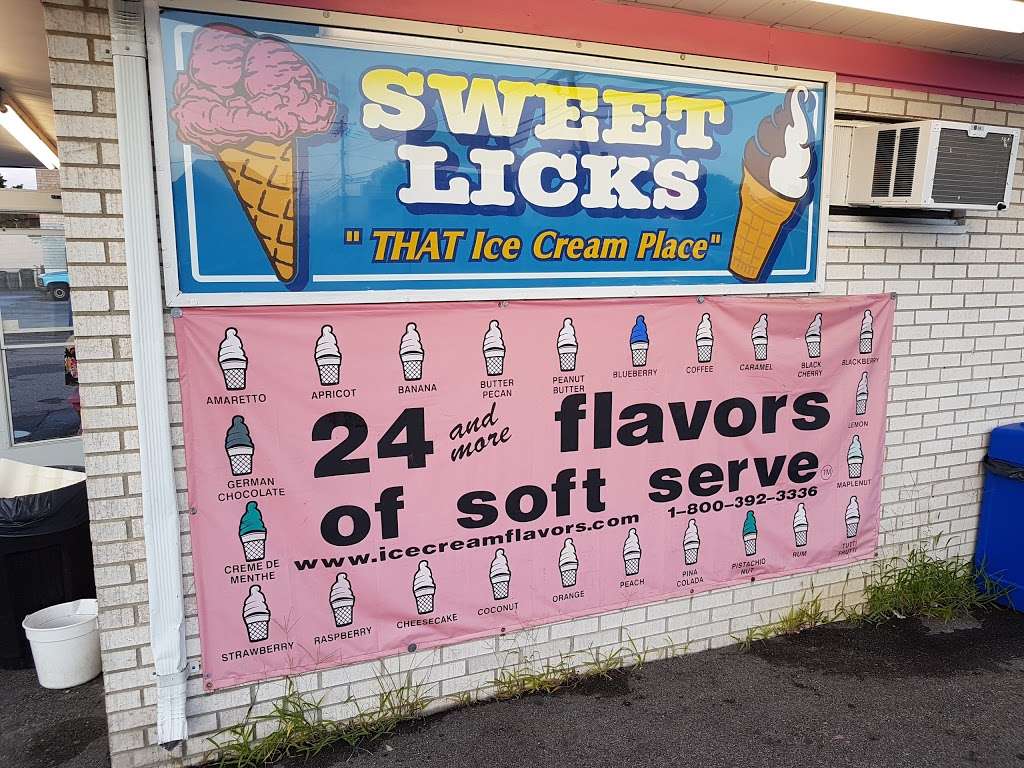 Sweet Licks Ice Cream Shop | 995 Mineral Spring Ave, North Providence, RI 02904, USA | Phone: (401) 728-5050