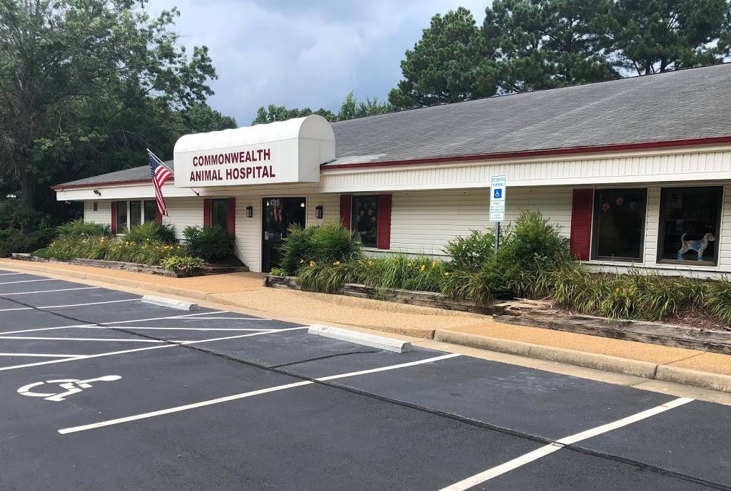 Commonwealth Animal Hospital | 4721 Market Square Ln, Midlothian, VA 23112, USA | Phone: (804) 763-5600