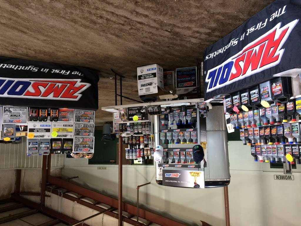 AMSOIL Independent Dealer, Oil By Easy, LLC | 22330 W 44th Terrace, Shawnee, KS 66226, USA | Phone: (913) 238-2760