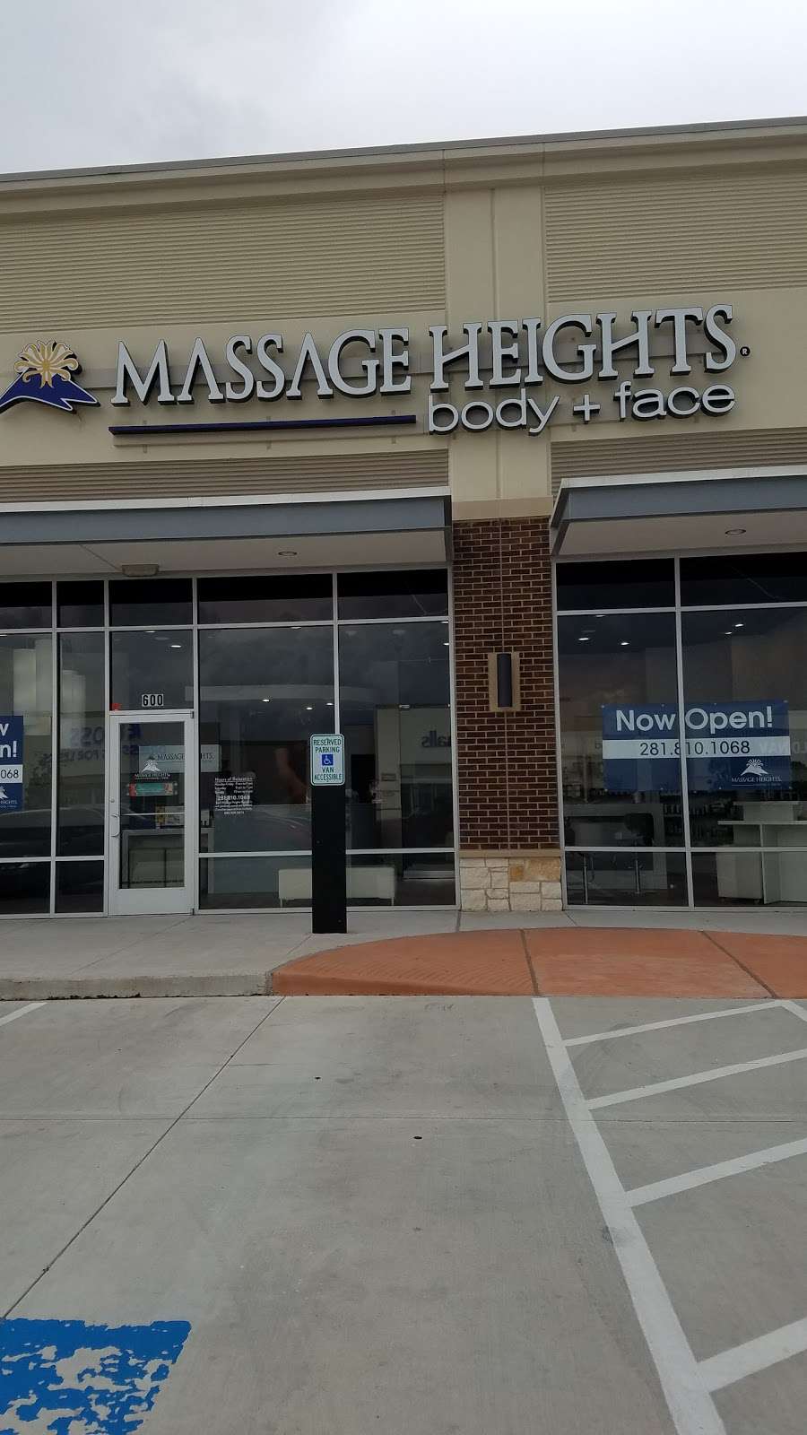 Massage Heights Summerwood | 14243 East Sam Houston Pkwy N, Houston, TX 77044 | Phone: (281) 810-1068