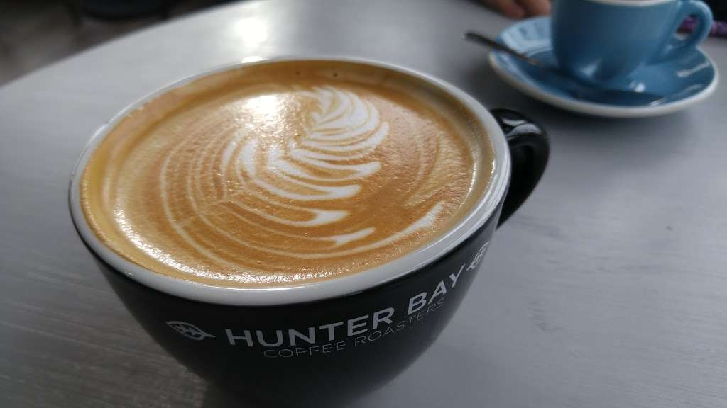 Hunter Bay Coffee Roasters | 5600 Olde Wadsworth Blvd, Arvada, CO 80002, USA | Phone: (303) 990-9650