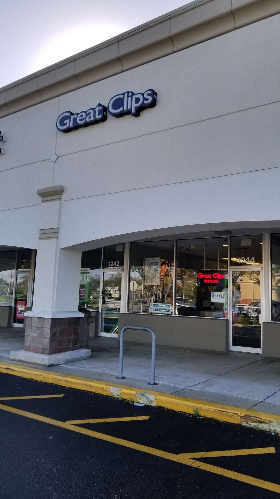 Great Clips | 1244 Northlake Blvd Ste 420, Lake Park, FL 33403, USA | Phone: (561) 515-5410