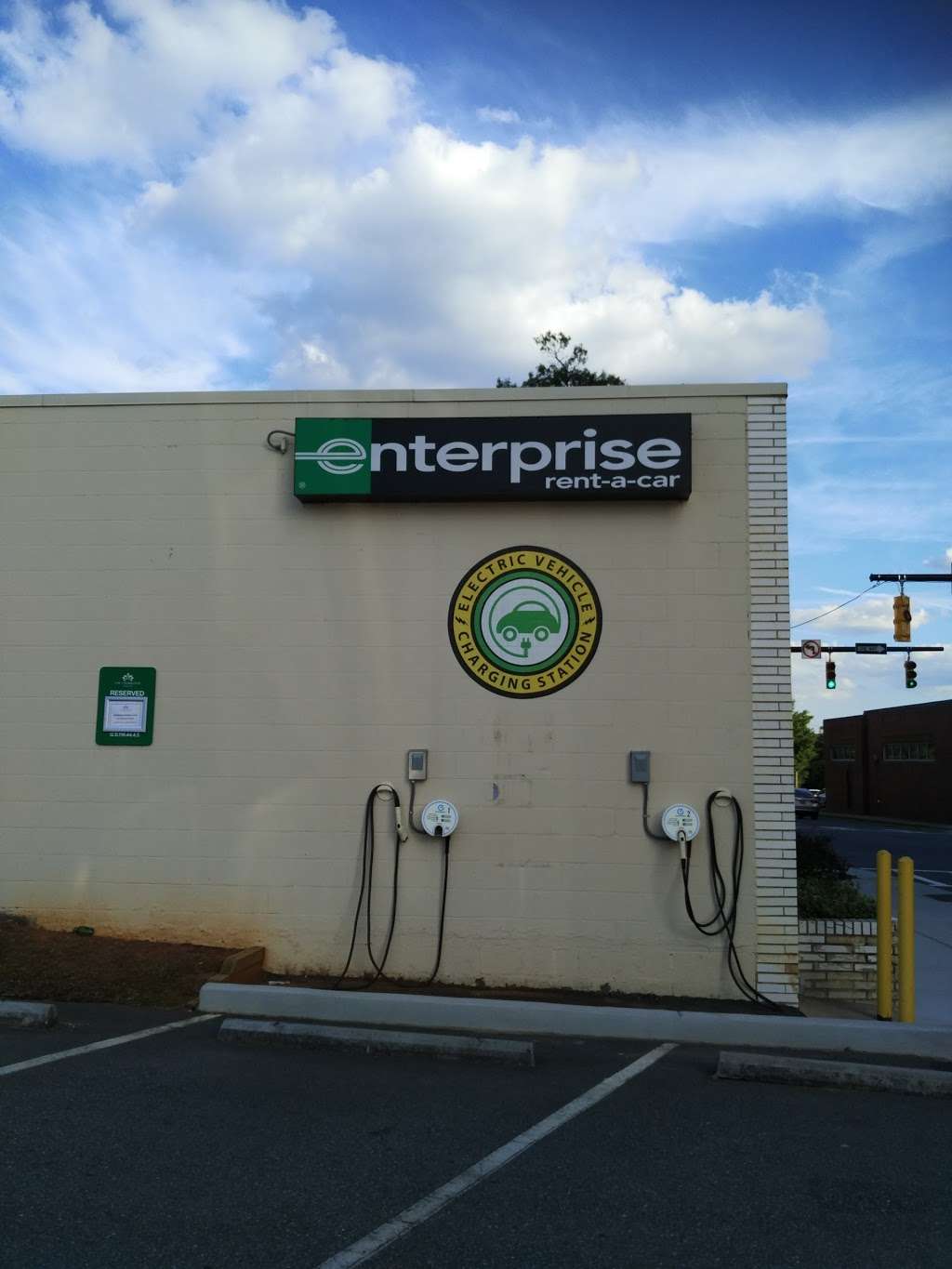 Enterprise Rent-A-Car | 325 E 9th St, Charlotte, NC 28202 | Phone: (704) 334-8575