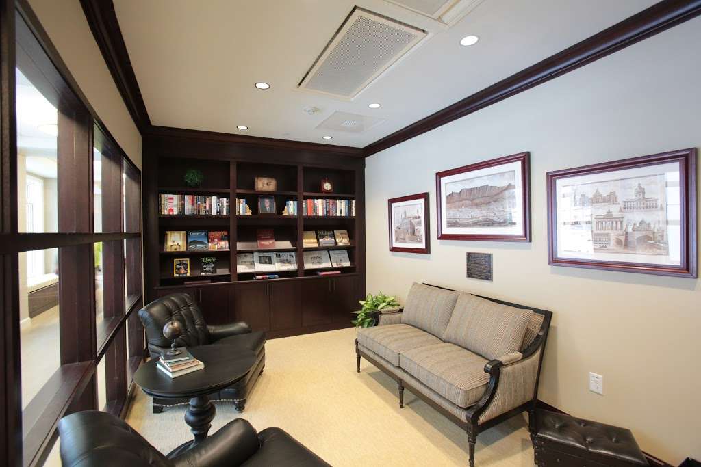 Regional Hospice and Palliative Care Center for Comfort Care & H | 30 Milestone Rd, Danbury, CT 06810, USA | Phone: (203) 702-7400