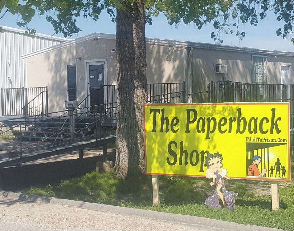 The Paperback Shop | 4817 FM646 Suite B, Dickinson, TX 77539, USA | Phone: (281) 534-3370