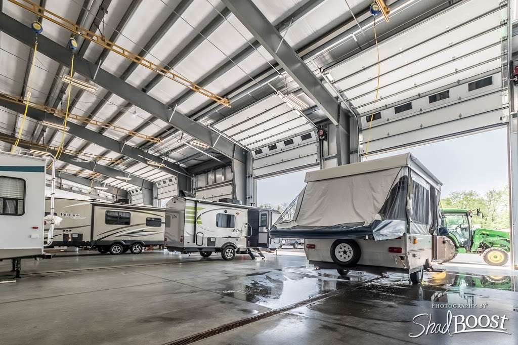 Stoltzfus RV | 3280 N Reading Rd, Adamstown, PA 19501, USA | Phone: (717) 484-4344