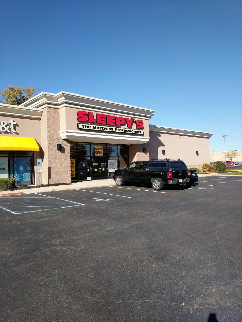 Mattress Firm Burlington | 2703 Mt Holly Rd, Burlington, NJ 08016, USA | Phone: (609) 239-2130