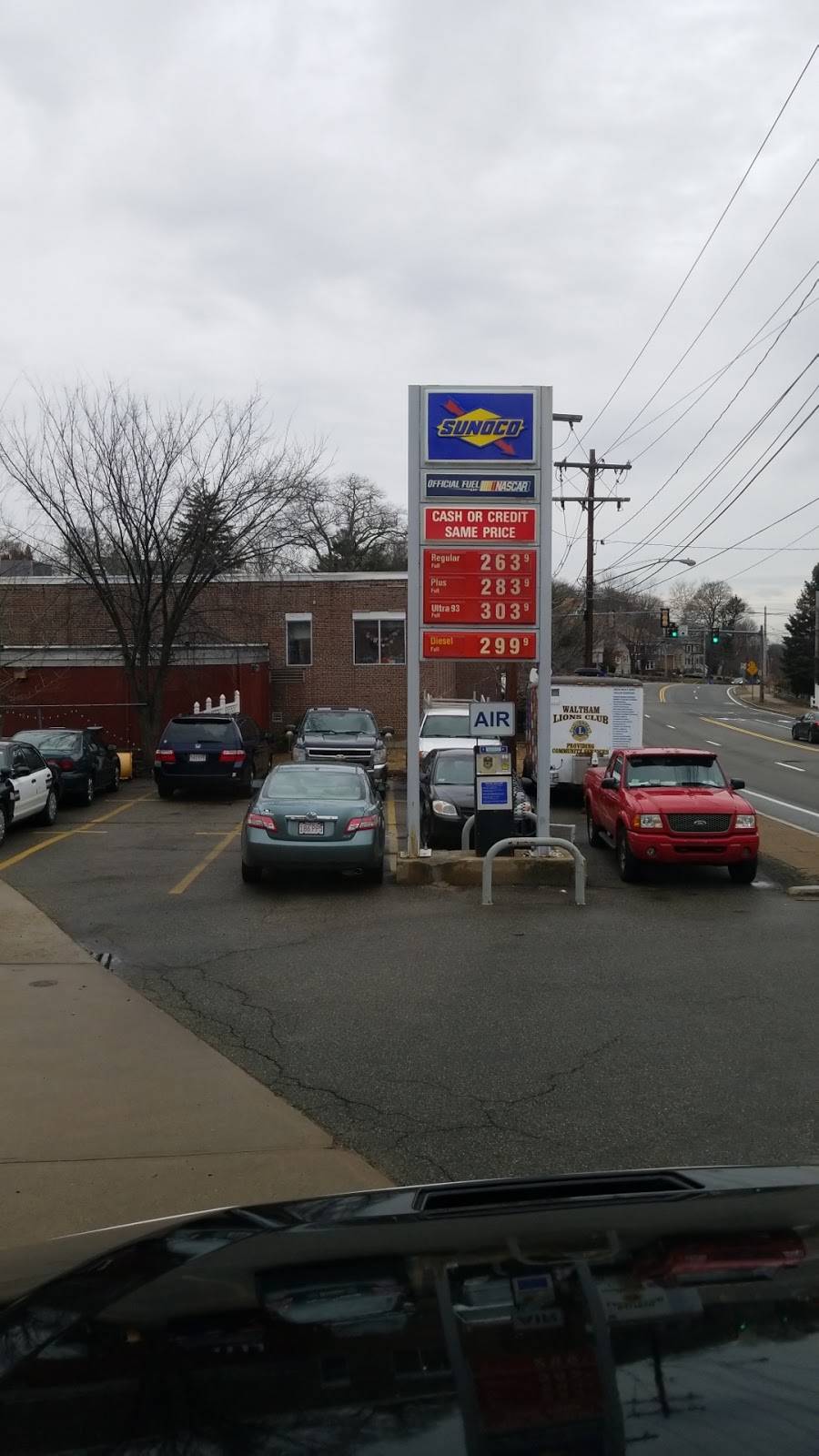 Sunoco Gas Station | 305 Weston St, Waltham, MA 02453, USA | Phone: (781) 899-4150