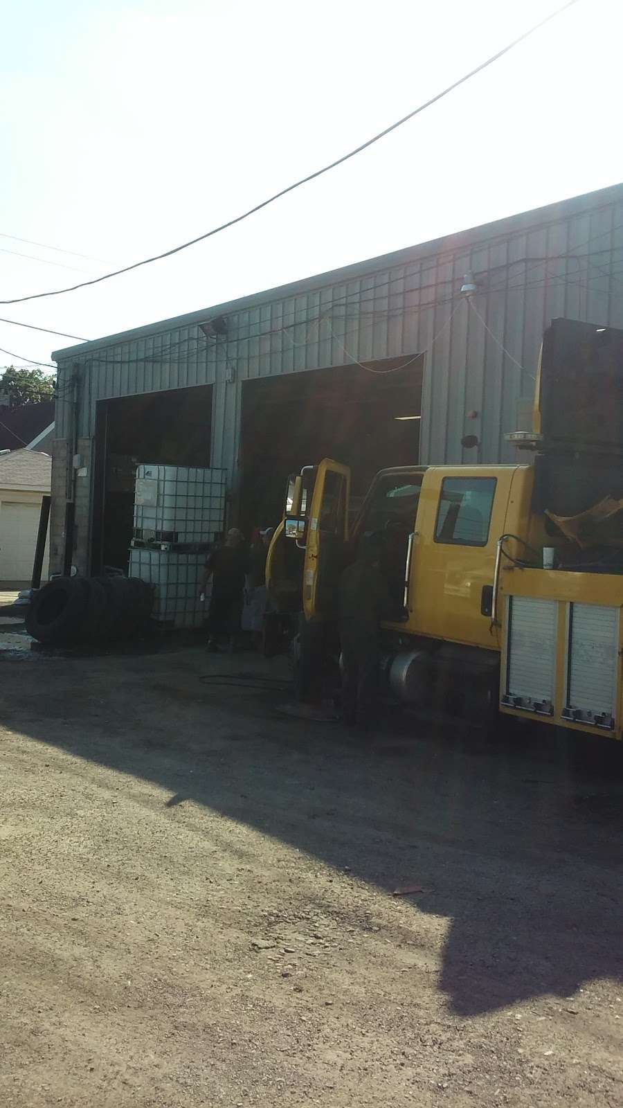 J & Sons Truck Repair | 5335 Ogden Ave, Cicero, IL 60804 | Phone: (708) 656-7100