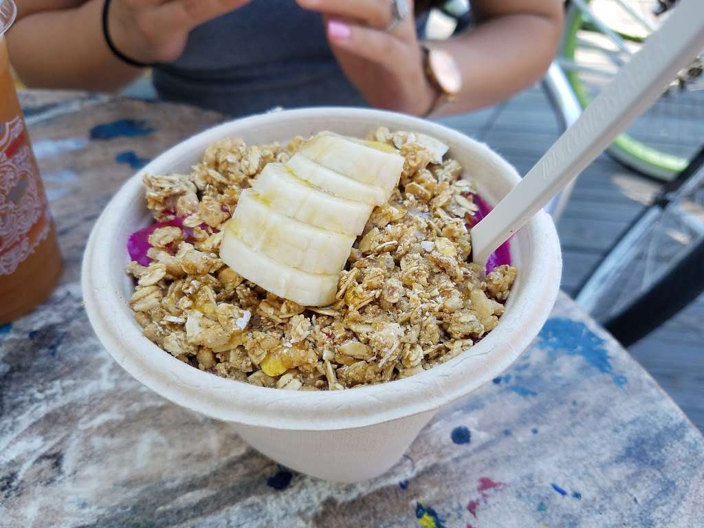 Aloha Smoothie Co. | 4001-4099 Boardwalk, Wildwood, NJ 08260