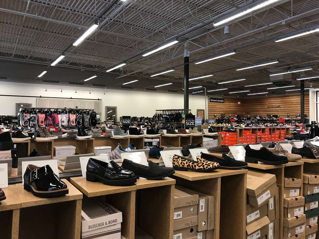 DSW Designer Shoe Warehouse | 8348 Agora Pkwy, San Antonio, TX 78154, USA | Phone: (210) 888-9465