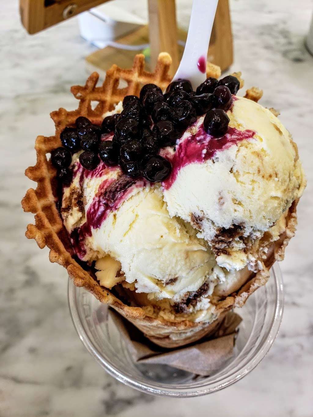 Van Leeuwen Ice Cream | 2925 Sunset Blvd, Los Angeles, CA 90026, USA