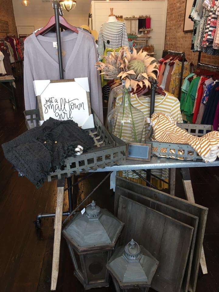 Betsey’s Boutique Shop - 1 W Jackson St, Cicero, IN 46034, USA ...