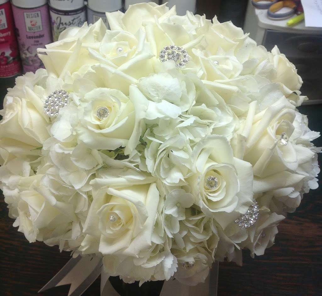 Floral Designs By Nancy | 203 Westville Ave, Danbury, CT 06811 | Phone: (203) 743-6458