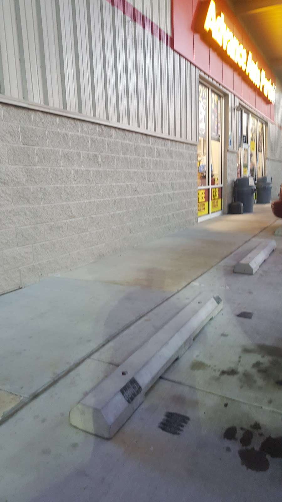 Advance Auto Parts | 203 S Antrim Way, Greencastle, PA 17225, USA | Phone: (717) 597-3000