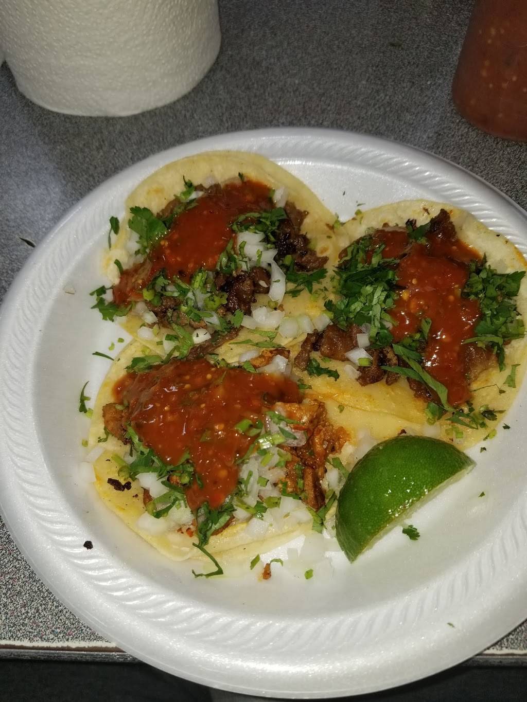 Tacos La Banqueta | 2007 Southeast Pkwy, Arlington, TX 76018, USA | Phone: (682) 276-1577