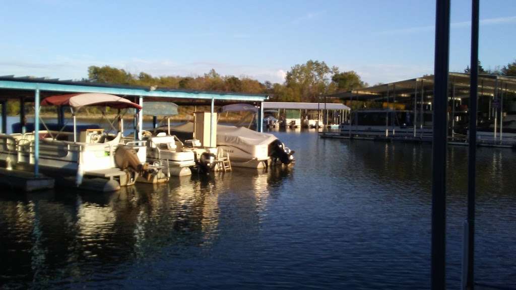 Lighthouse Bay Marina | 4009 Marina Rd, Vassar, KS 66543, USA | Phone: (785) 828-4777