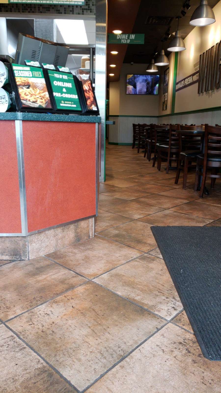 Wingstop | 1808 N Lewis Ave, Waukegan, IL 60085, USA | Phone: (847) 360-9464