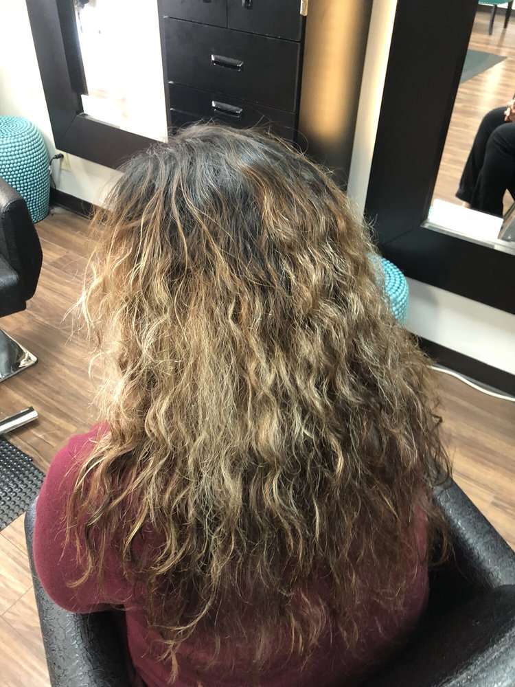 Minettes Amazing Hair | 948 S Fry Rd, Katy, TX 77450, USA | Phone: (281) 676-8223