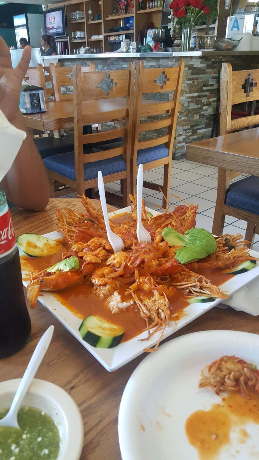 MAriscos Bienvendios A Su Vitamina! | 627 Rosecrans Ave, Compton, CA 90222, USA