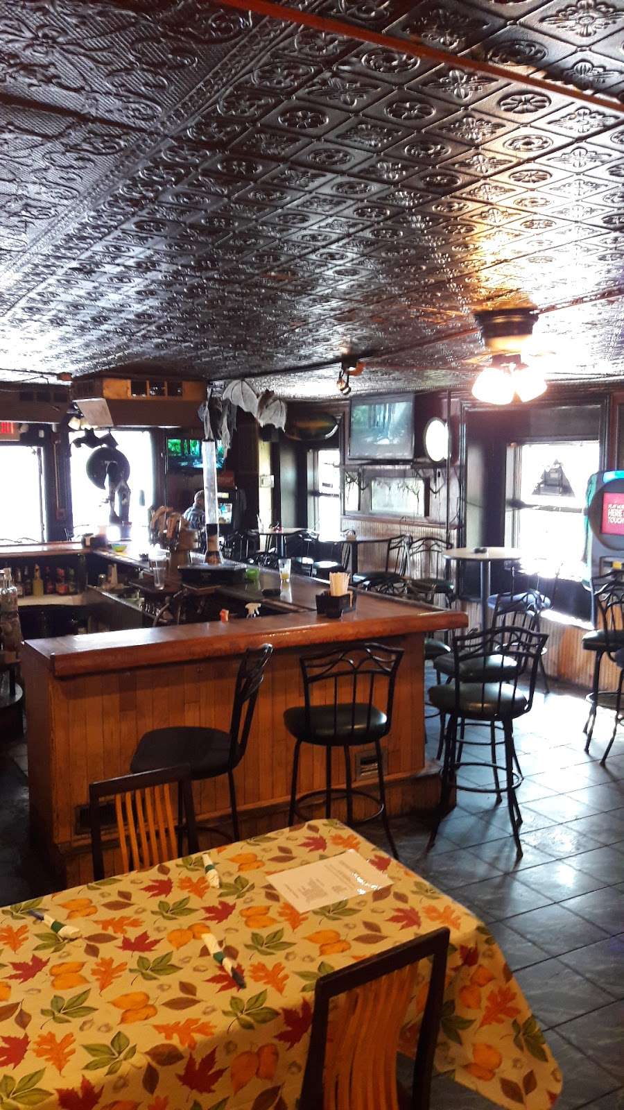 Rileys Restaurant & Pub | 4505 Main St, Whitehall, PA 18052, USA | Phone: (610) 262-9911