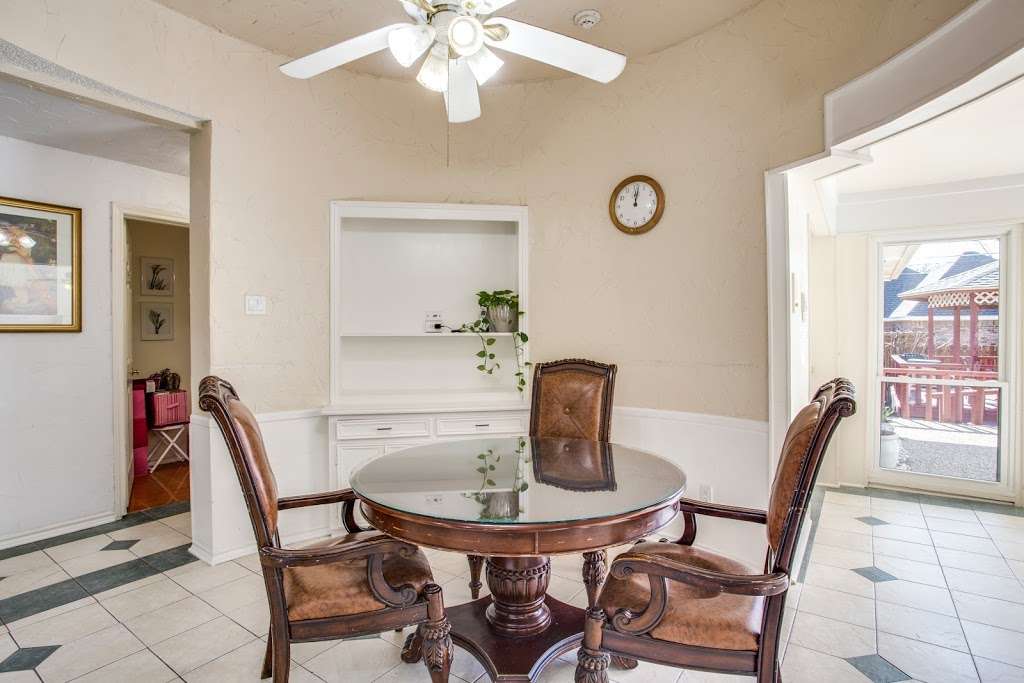 Avendelle Assisted Living on Merriman | 7125 Merriman Pkwy, Dallas, TX 75231, USA | Phone: (214) 893-2273