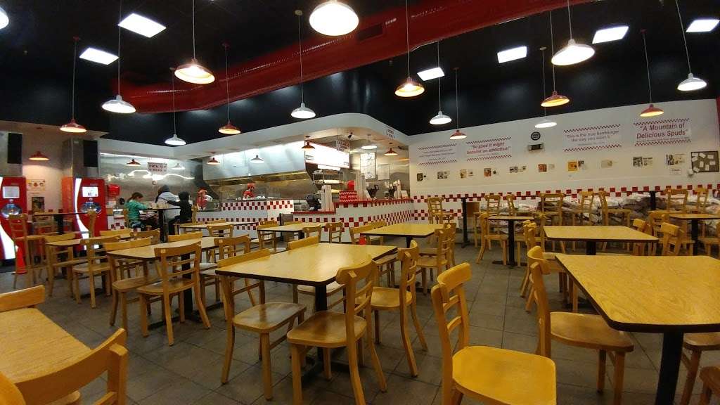 Five Guys | 1202 NE Coronado Dr, Blue Springs, MO 64014, USA | Phone: (816) 229-3700