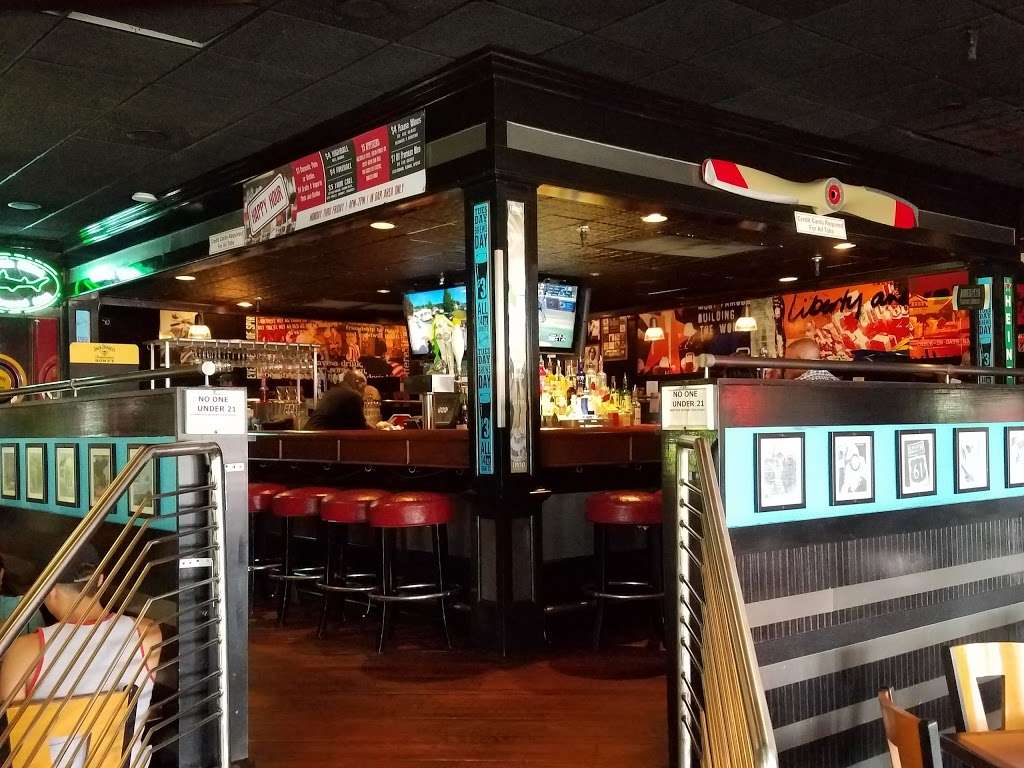 TGI Fridays | 301 Rocky Run Pkwy, Wilmington, DE 19803 | Phone: (302) 479-7170