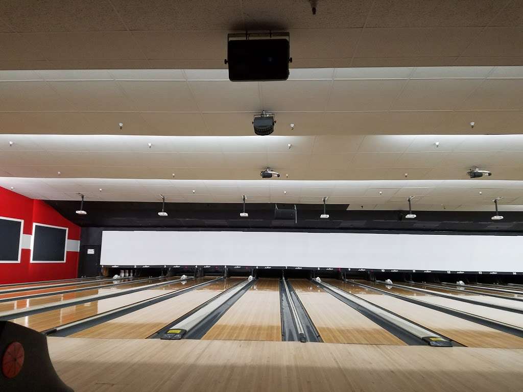 AMF Southshore Lanes | 300 Park St, Alameda, CA 94501, USA | Phone: (510) 523-6767