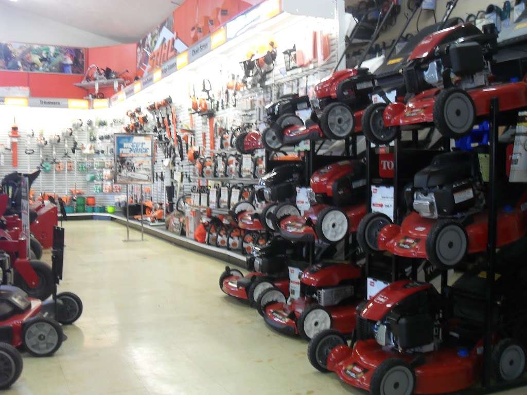 Bowers Sales & Rentals | 365 Fleetwood Rd, Mertztown, PA 19539, USA | Phone: (610) 682-2215