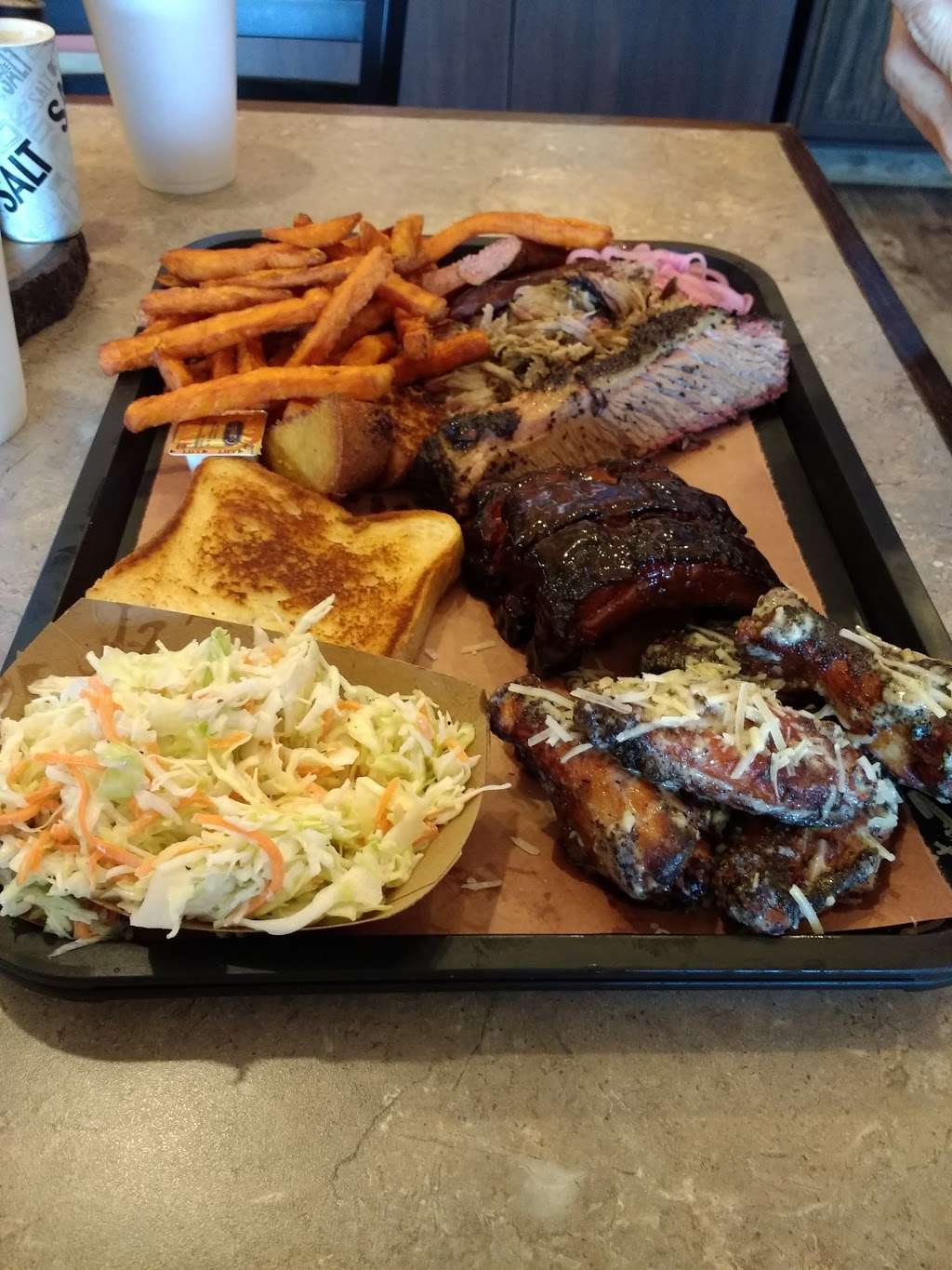 CJs BBQ Smokehouse | 975 Lincoln Way W, Chambersburg, PA 17202, USA | Phone: (717) 261-4760