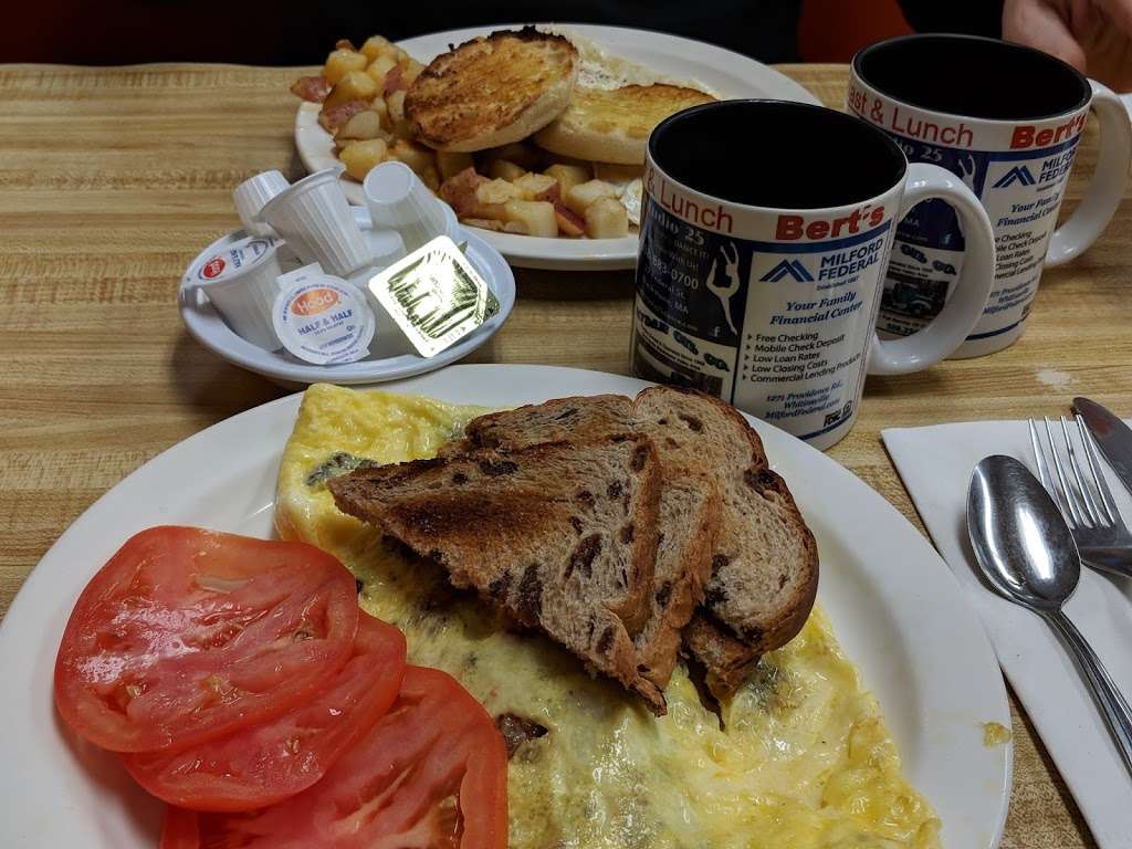 Berts Breakfast & Lunch | 492 Quaker Hwy, Uxbridge, MA 01569 | Phone: (508) 278-2130