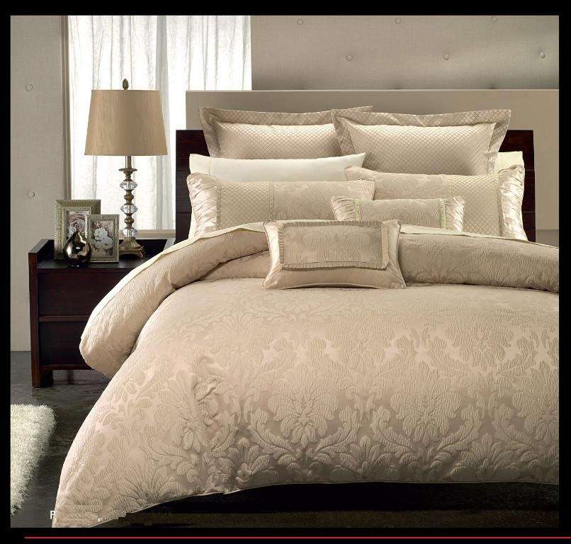 Discount Luxury Comforters | 6134 Quinn Orchard Rd, Frederick, MD 21704 | Phone: (888) 995-5886