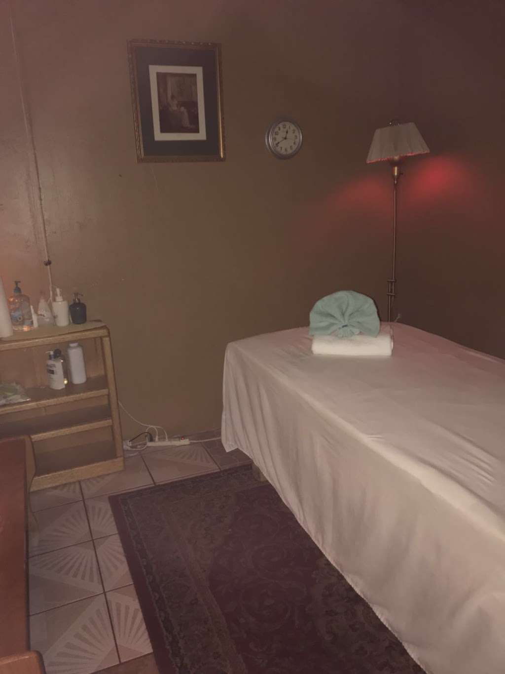 Asian Massage Good Day Spa | 6242 N 43rd Ave, Glendale, AZ 85301, USA | Phone: (623) 847-0747