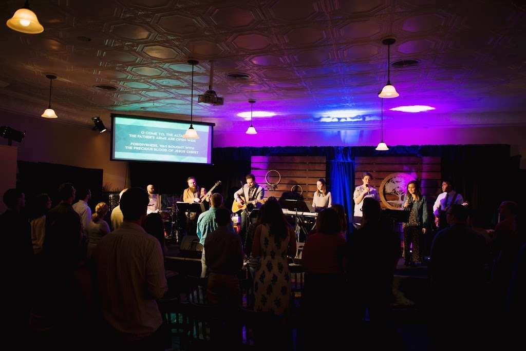 Catoctin Bible Church | 26 E Broad Way, Lovettsville, VA 20180, USA | Phone: (540) 751-8142