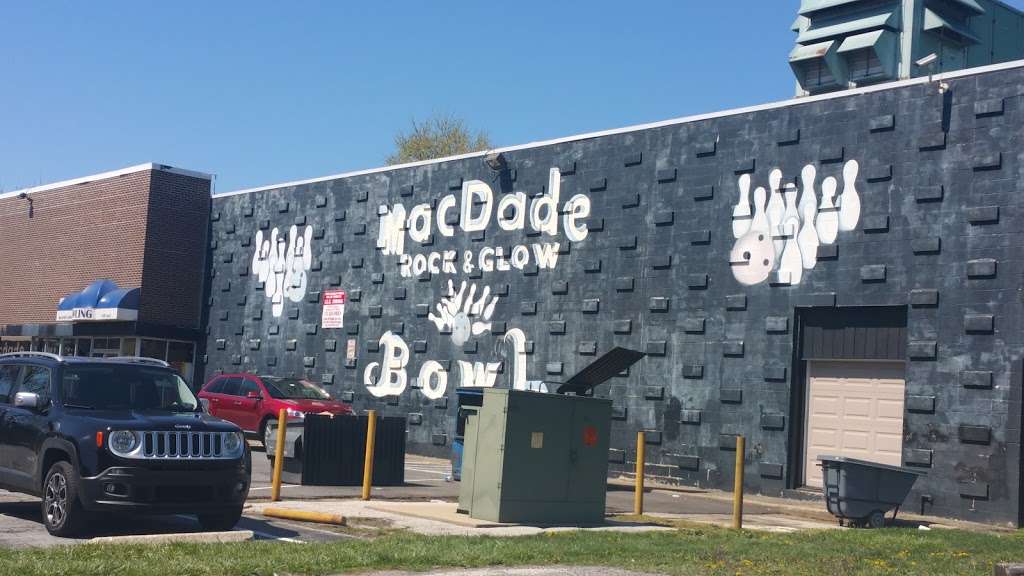 MacDade Bowl | 2105 MacDade Boulevard, Holmes, PA 19043, USA | Phone: (610) 532-9044