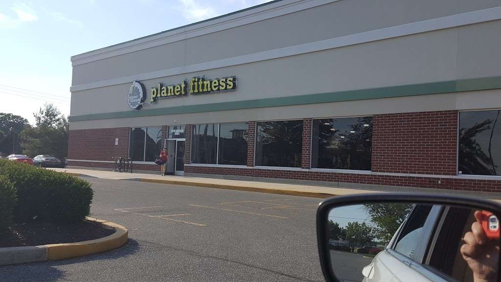 Planet Fitness - Temporarily Closed | 125 W College Ave, Salisbury, MD 21804, USA | Phone: (443) 736-2381
