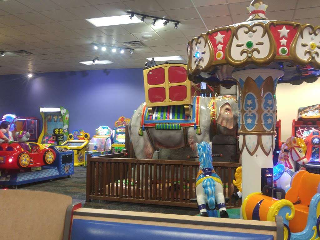 Chuck E. Cheeses | 1732, 18701 East 39th St S, Independence, MO 64057 | Phone: (816) 254-6300