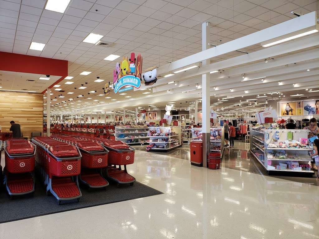 Target - 1850 NW Chipman Rd, Lee's Summit, MO 64081